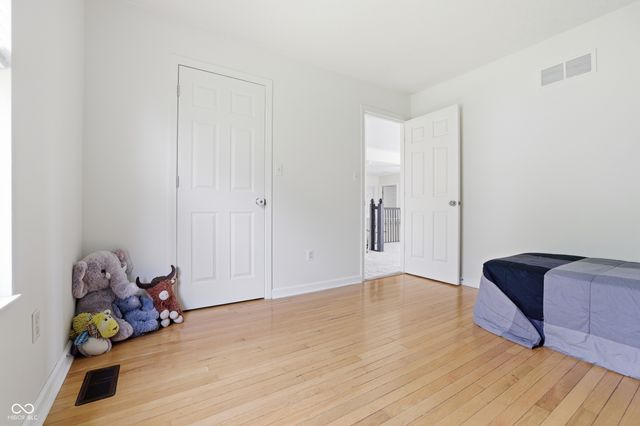 11224 Echo Ridge Lane, Indianapolis, IN 46236