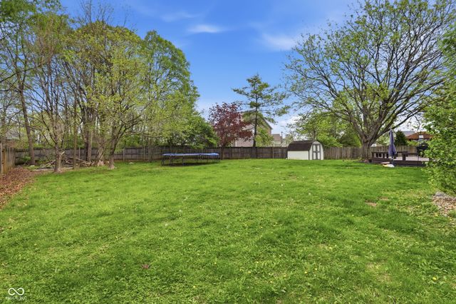 11224 Echo Ridge Lane, Indianapolis, IN 46236