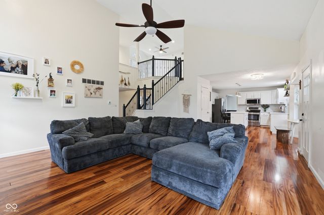 11224 Echo Ridge Lane, Indianapolis, IN 46236