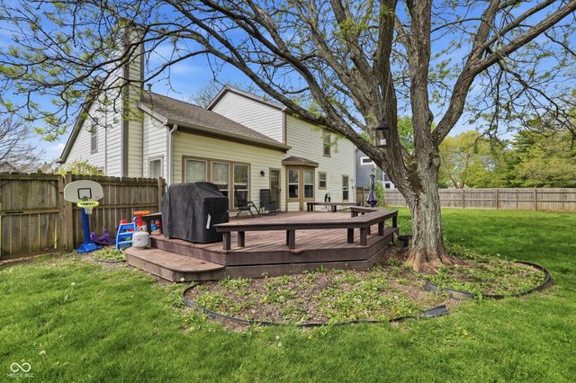 11224 Echo Ridge Lane, Indianapolis, IN 46236