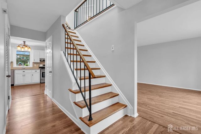 29 Liberty Drive, South Brunswick, NJ 08810