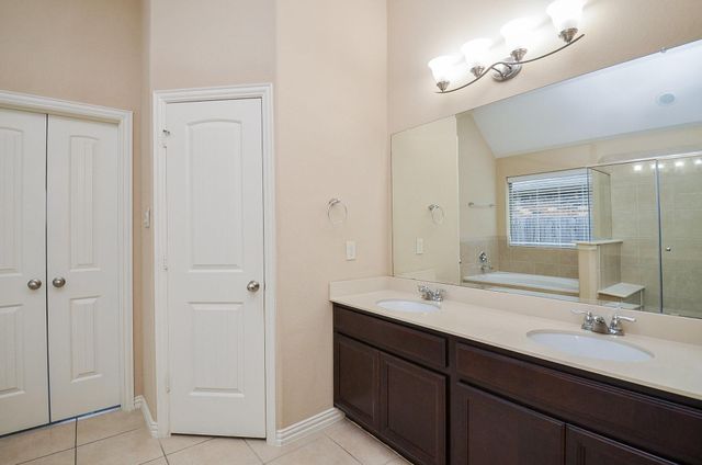 17902 Logans Pine Drive, Tomball, TX 77377