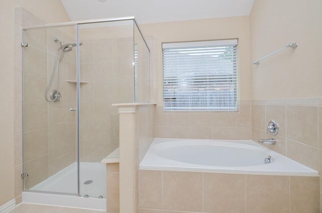 17902 Logans Pine Drive, Tomball, TX 77377