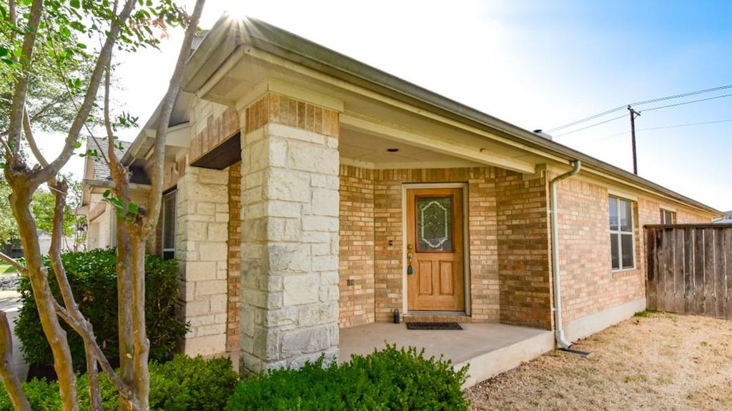 502 Hidden Brook LN, Round Rock, TX 78665