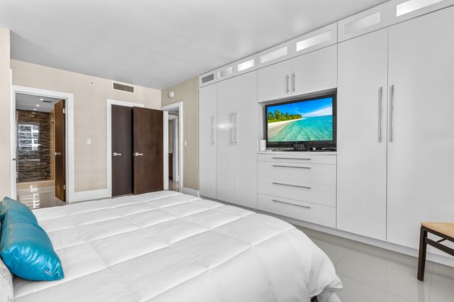 2501 S Ocean Drive 1136, Hollywood, FL 33019