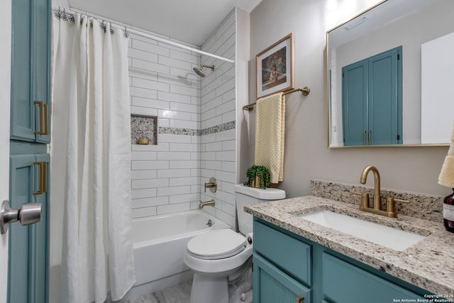 10052 Woodtrail, San Antonio, TX 78250