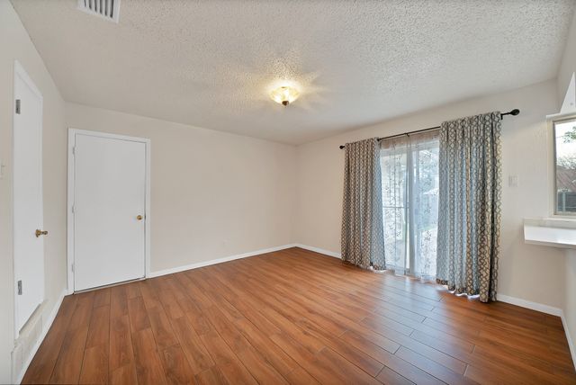 1611 Celeste Court, Arlington, TX 76012