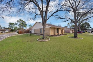 1611 Celeste Court, Arlington, TX 76012