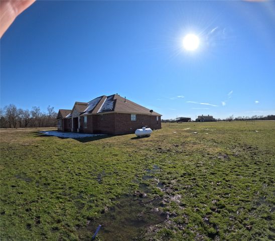 6401 County Road 3208, Lone Oak, TX 75453