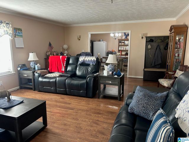 505 NEWBERRY DRIVE, Weaver, AL 36277