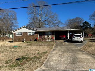 505 NEWBERRY DRIVE, Weaver, AL 36277