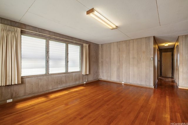 519 Panui Street, Honolulu, HI 96817