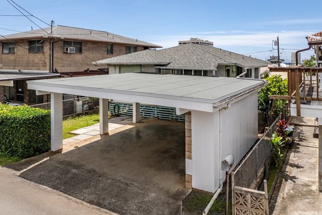 519 Panui Street, Honolulu, HI 96817