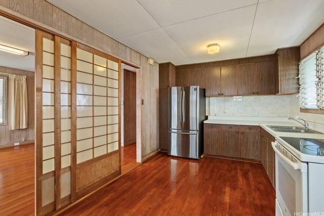 519 Panui Street, Honolulu, HI 96817