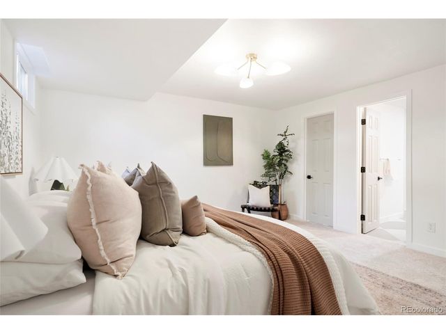 5390 Julian St, Denver, CO 80221