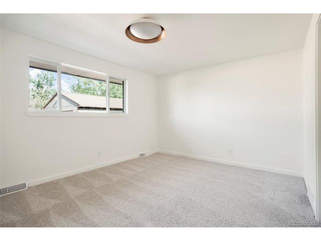 5390 Julian St, Denver, CO 80221