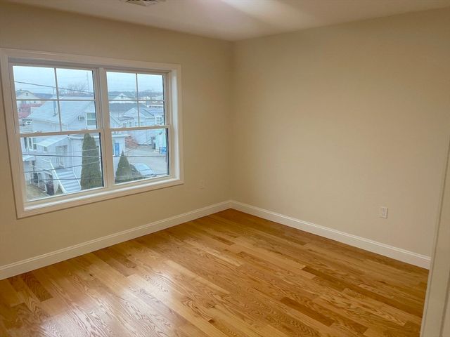 84 Arcadia 1, Revere, MA 02151