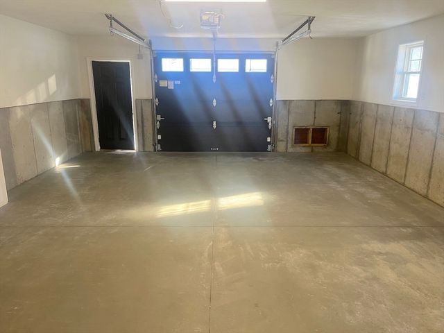 84 Arcadia 1, Revere, MA 02151