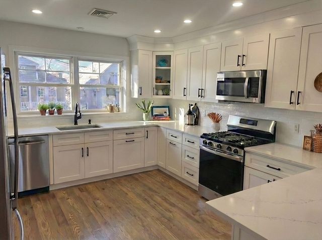 84 Arcadia 1, Revere, MA 02151