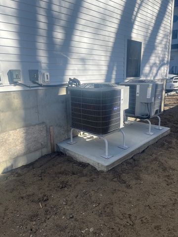 84 Arcadia 1, Revere, MA 02151