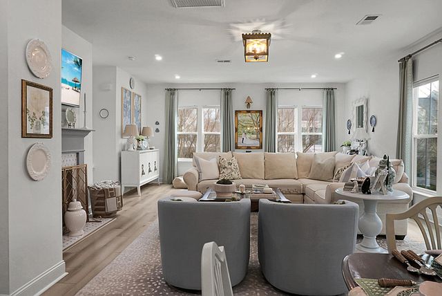 129 Sabal Court, Summerville, SC 29483