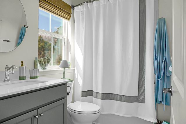 129 Sabal Court, Summerville, SC 29483