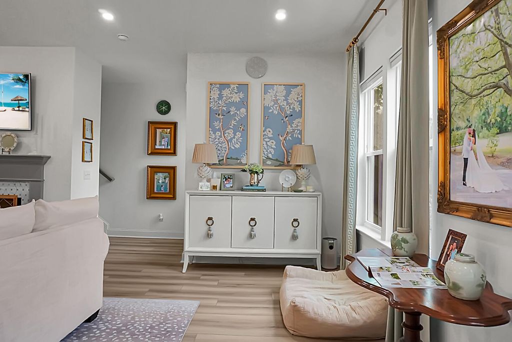 Image 31 of property listing at 129 Sabal Court, Summerville, SC 29483