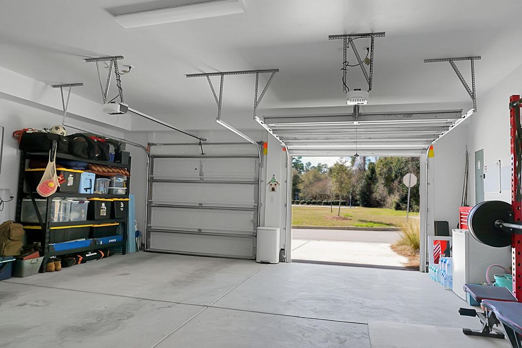 Image 48 of property listing at 129 Sabal Court, Summerville, SC 29483