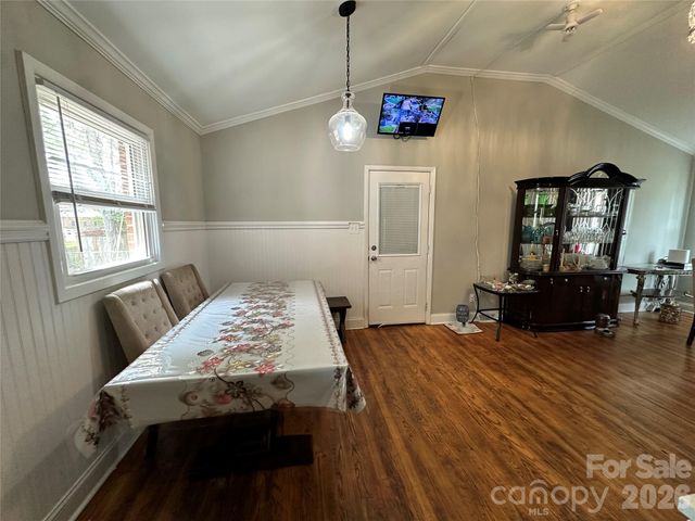 1327 Reid Street, Statesville, NC 28677