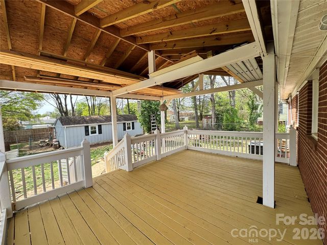 1327 Reid Street, Statesville, NC 28677