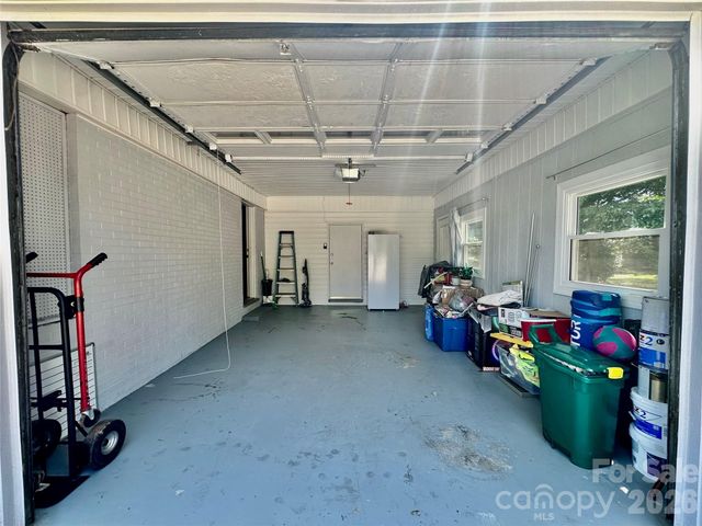 1327 Reid Street, Statesville, NC 28677