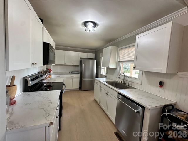 1327 Reid Street, Statesville, NC 28677