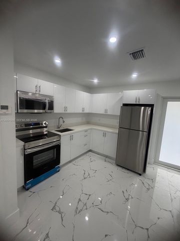 2431 NW 23rd St 1, Miami, FL 33142