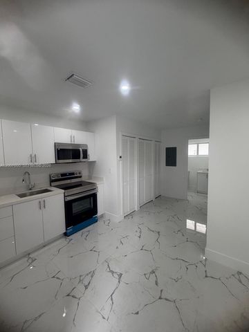 2431 NW 23rd St 1, Miami, FL 33142