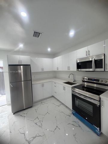 2431 NW 23rd St 1, Miami, FL 33142