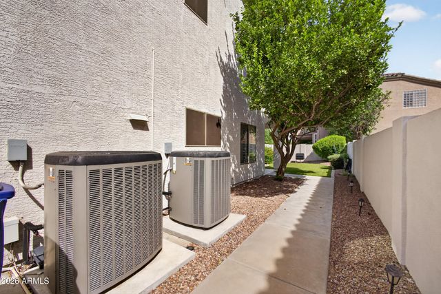 1164 W MULBERRY Drive, Chandler, AZ 85286