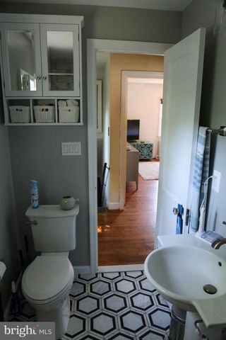 705 WAYNE ST, Alexandria, VA 22301