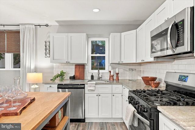 5945 HOUGHTON ST, Philadelphia, PA 19128