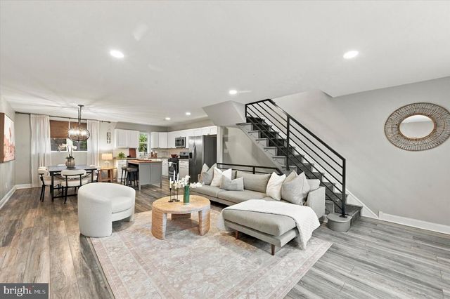 5945 HOUGHTON ST, Philadelphia, PA 19128