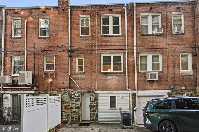 5945 HOUGHTON ST, Philadelphia, PA 19128