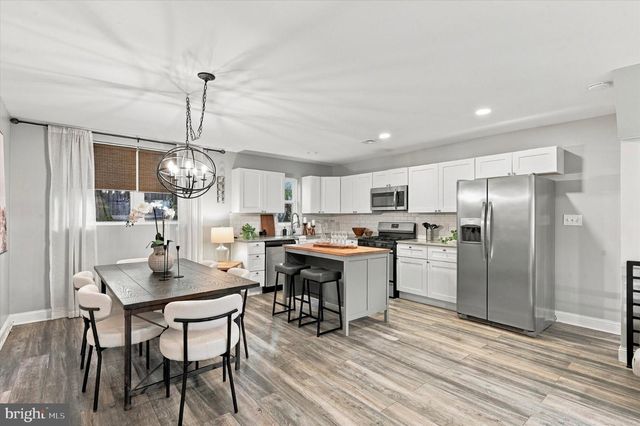 5945 HOUGHTON ST, Philadelphia, PA 19128