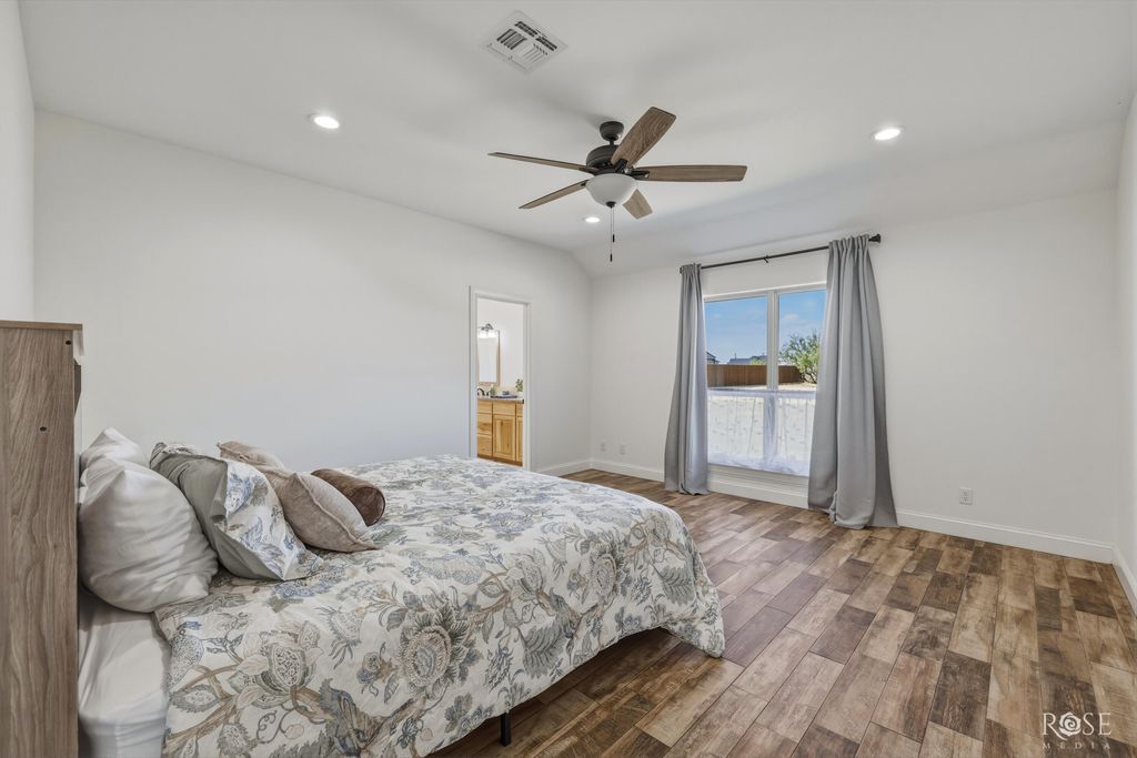 Image 16 of property listing at 5292 Grey Wolf Lane, San Angelo, TX 76901
