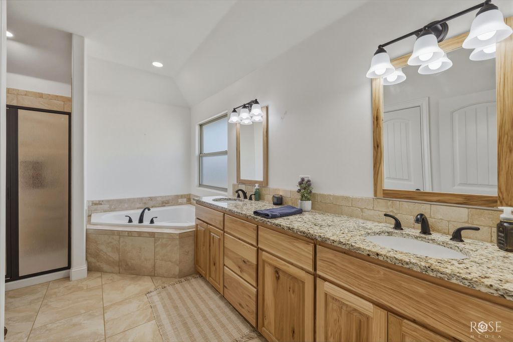 Image 18 of property listing at 5292 Grey Wolf Lane, San Angelo, TX 76901