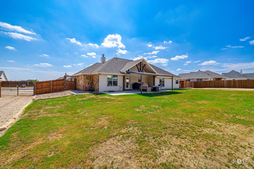 Image 30 of property listing at 5292 Grey Wolf Lane, San Angelo, TX 76901