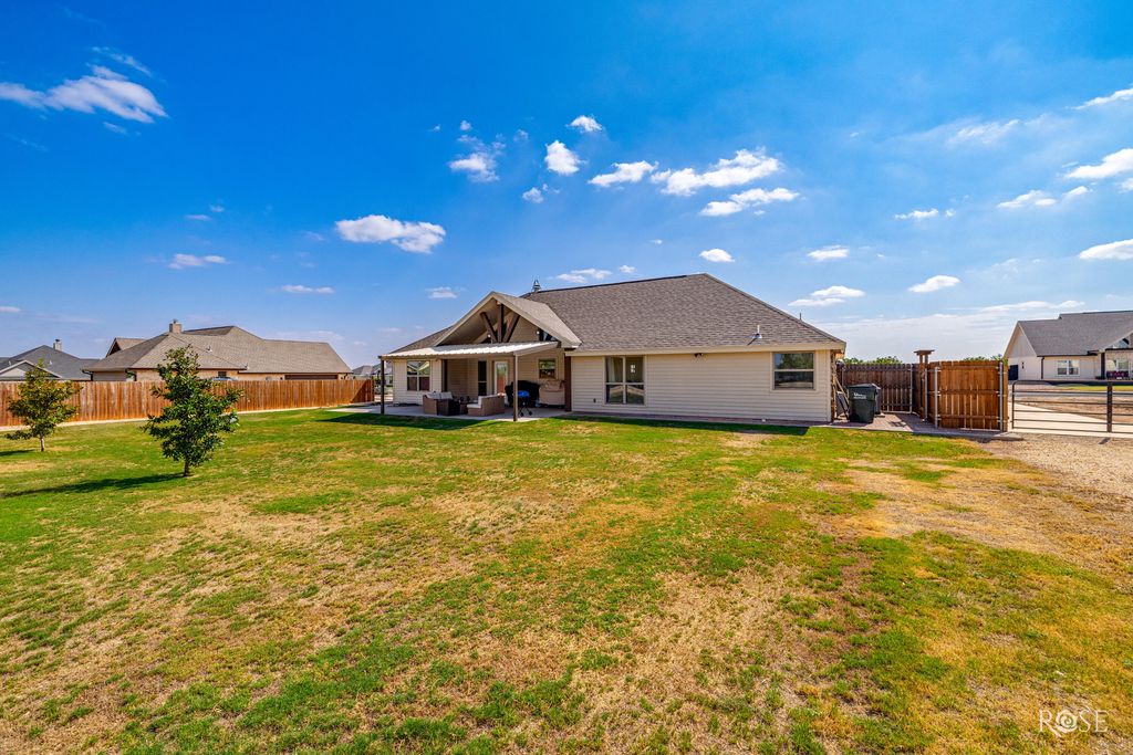 Image 33 of property listing at 5292 Grey Wolf Lane, San Angelo, TX 76901