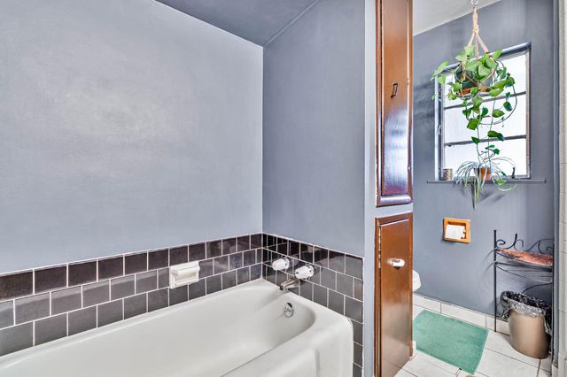 3852 E Washington Avenue, Fresno, CA 93702