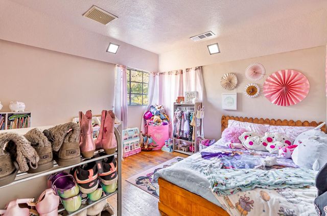 3852 E Washington Avenue, Fresno, CA 93702