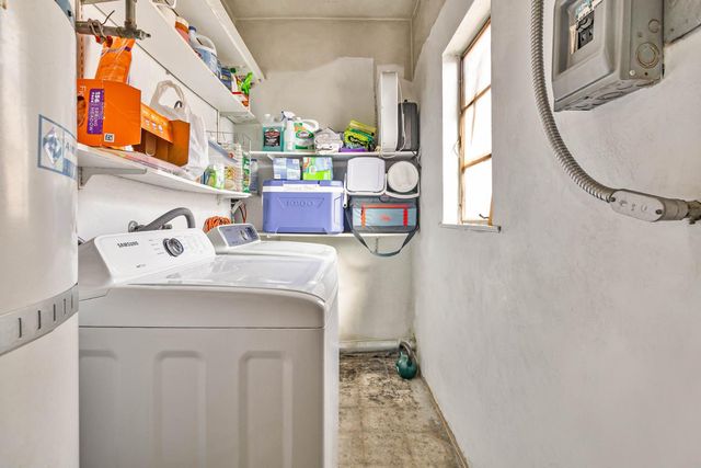 3852 E Washington Avenue, Fresno, CA 93702