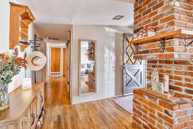 3852 E Washington Avenue, Fresno, CA 93702