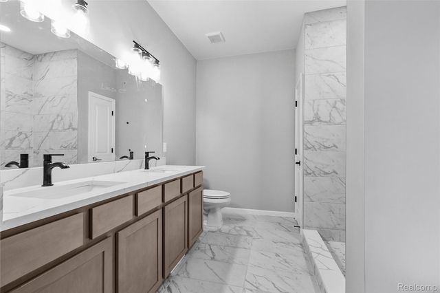 10042 Santa Lucia Court, Grand Blanc Charter Township, MI 48439